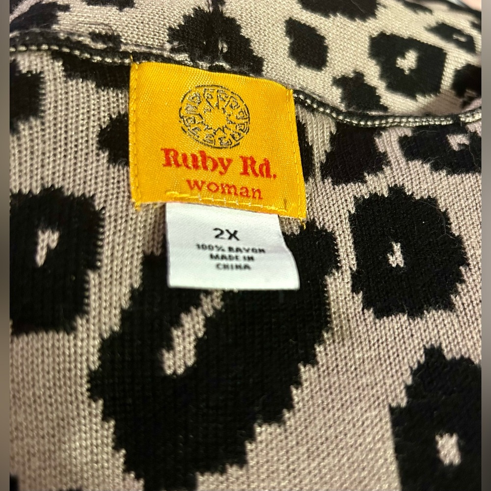 Ruby Rd. Animal Print Long Sleeveless Cardigan Sweater - Picture 5 of 5